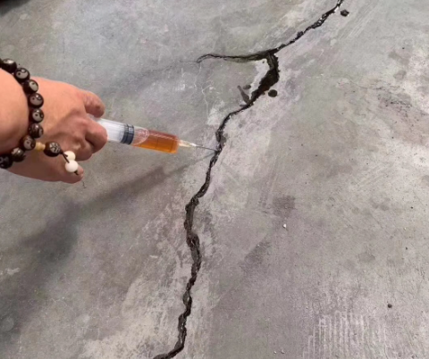 巴彦淖尔混凝土裂缝修补技术详解​